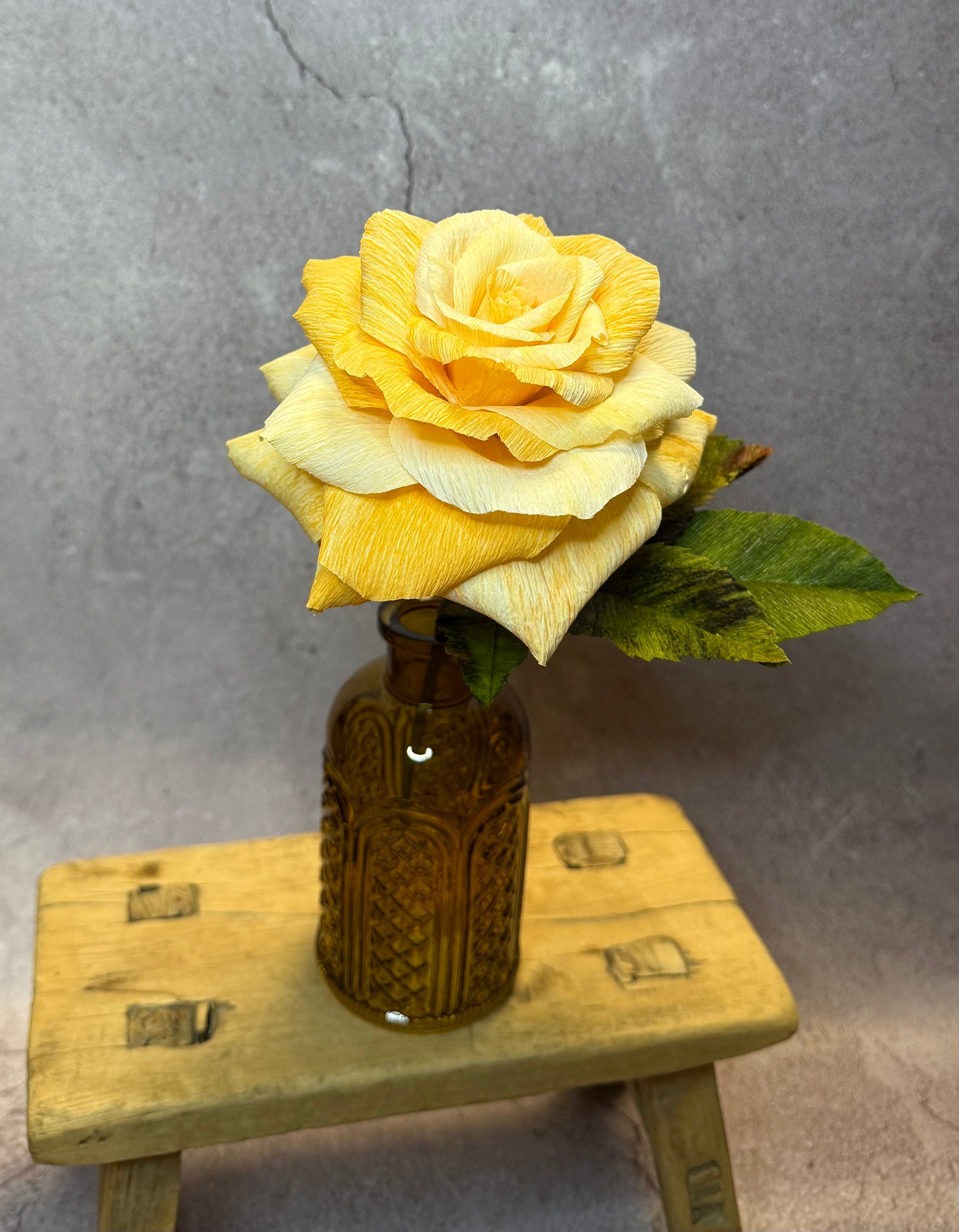 Large Peach short stem rose in vase