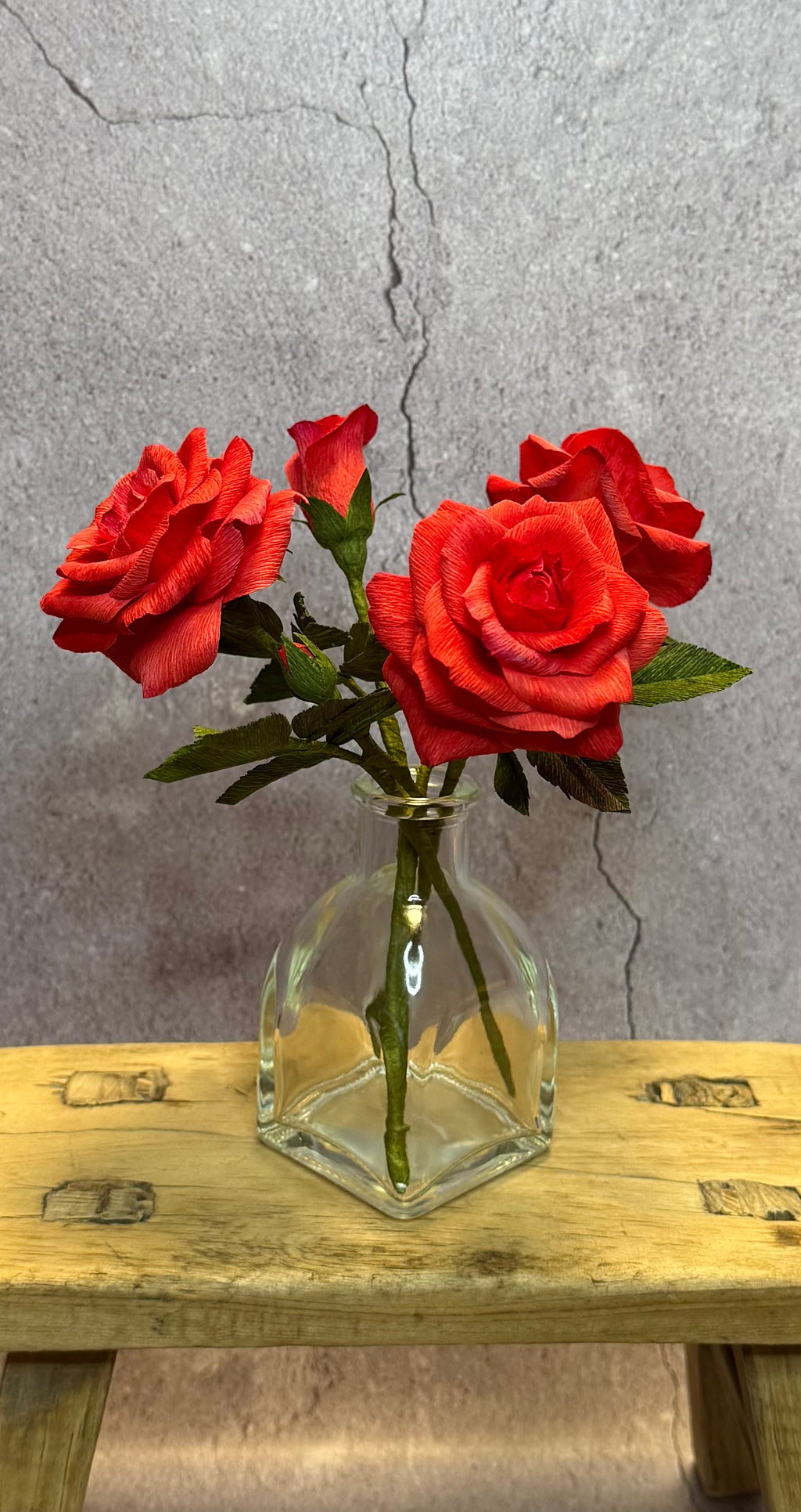 Bright Red Mini Rose Bouquet in Vase