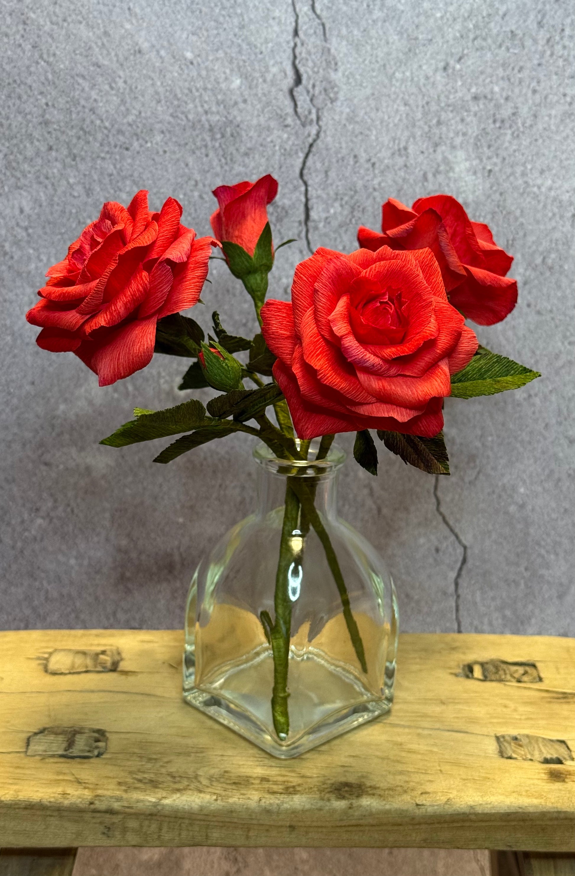 Bright Red Mini Rose Bouquet in Vase